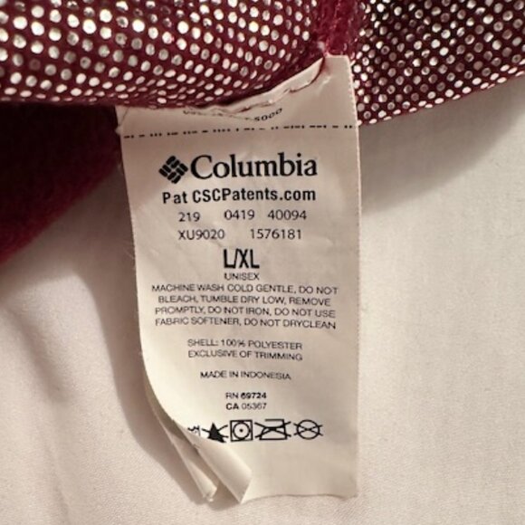 Columbia Beanie and Matching Gloves - Burgundy - Picture 9 of 11